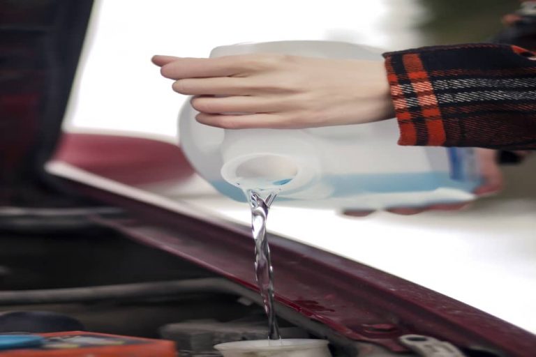 does windshield wiper fluid freeze